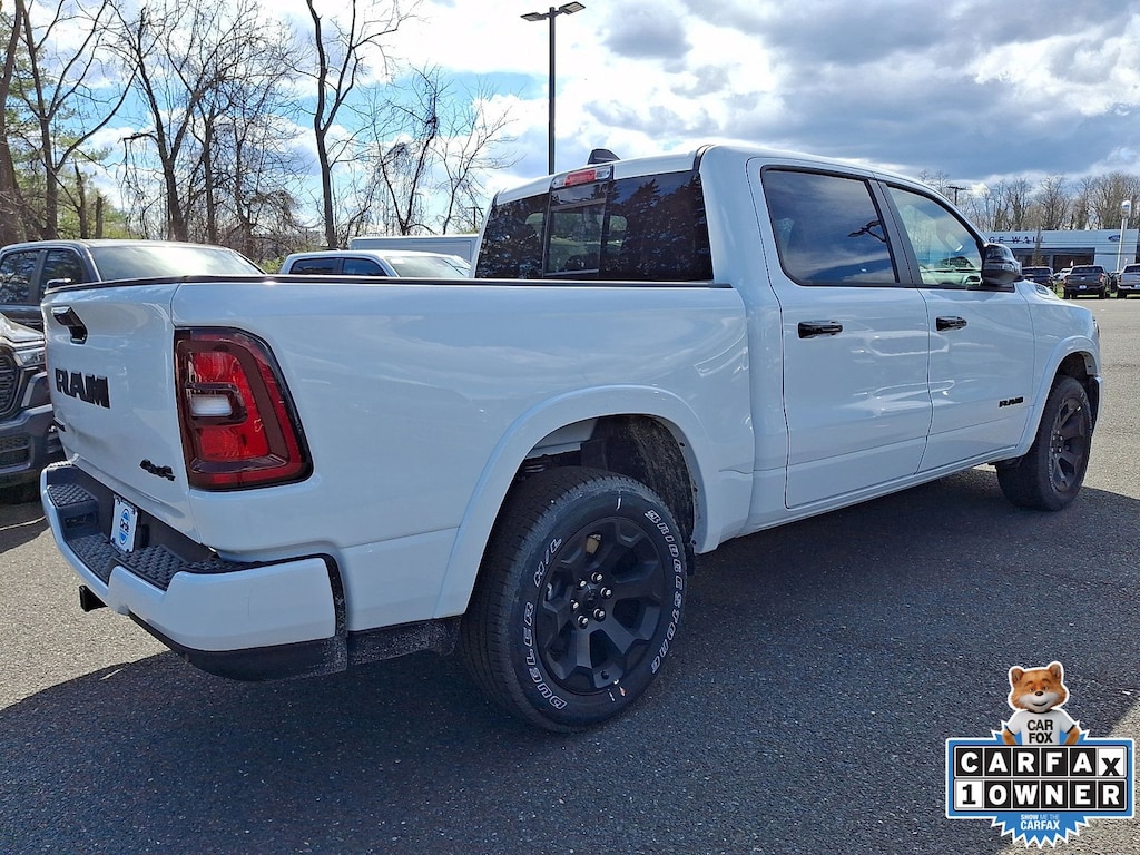 New 2026 Ram 1500 BIG HORN CREW CAB 4X4 5'7 BOX Pickup