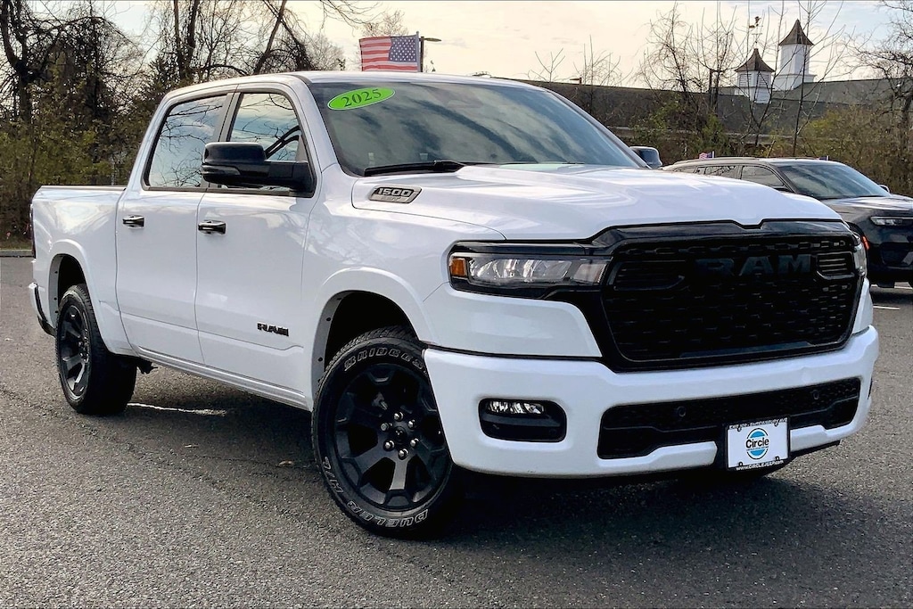 Certified 2025 Ram 1500 Big Horn/Lone Star Truck Crew Cab