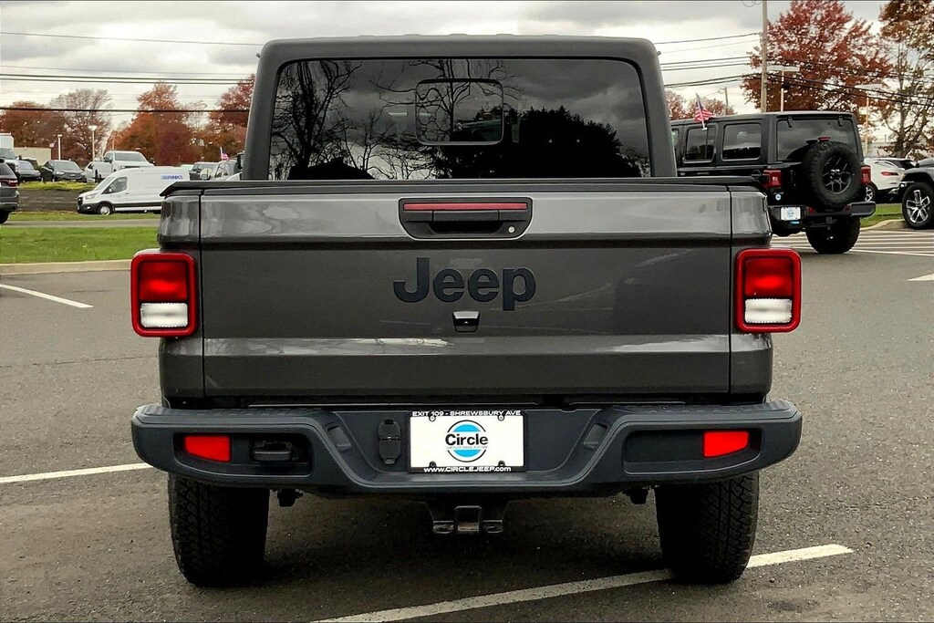 Certified 2022 Jeep Gladiator Sport Truck Crew Cab