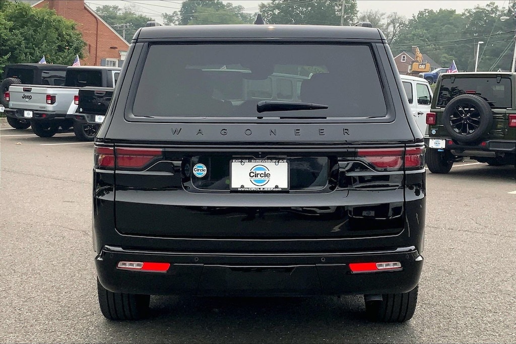 Certified 2025 Jeep Wagoneer Series II SUV