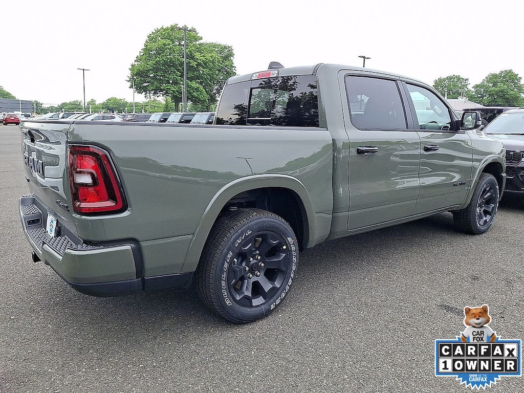 New 2026 Ram 1500 BIG HORN CREW CAB 4X4 5'7 BOX Pickup