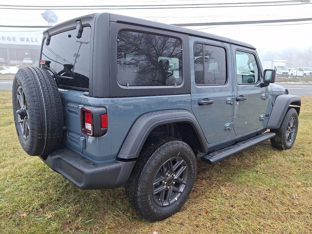 New 2026 Jeep Wrangler 4-DOOR SPORT S Sport Utility
