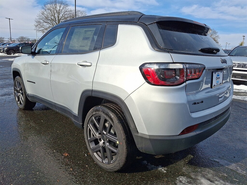 New 2026 Jeep Compass LIMITED ALTITUDE 4X4 Sport Utility