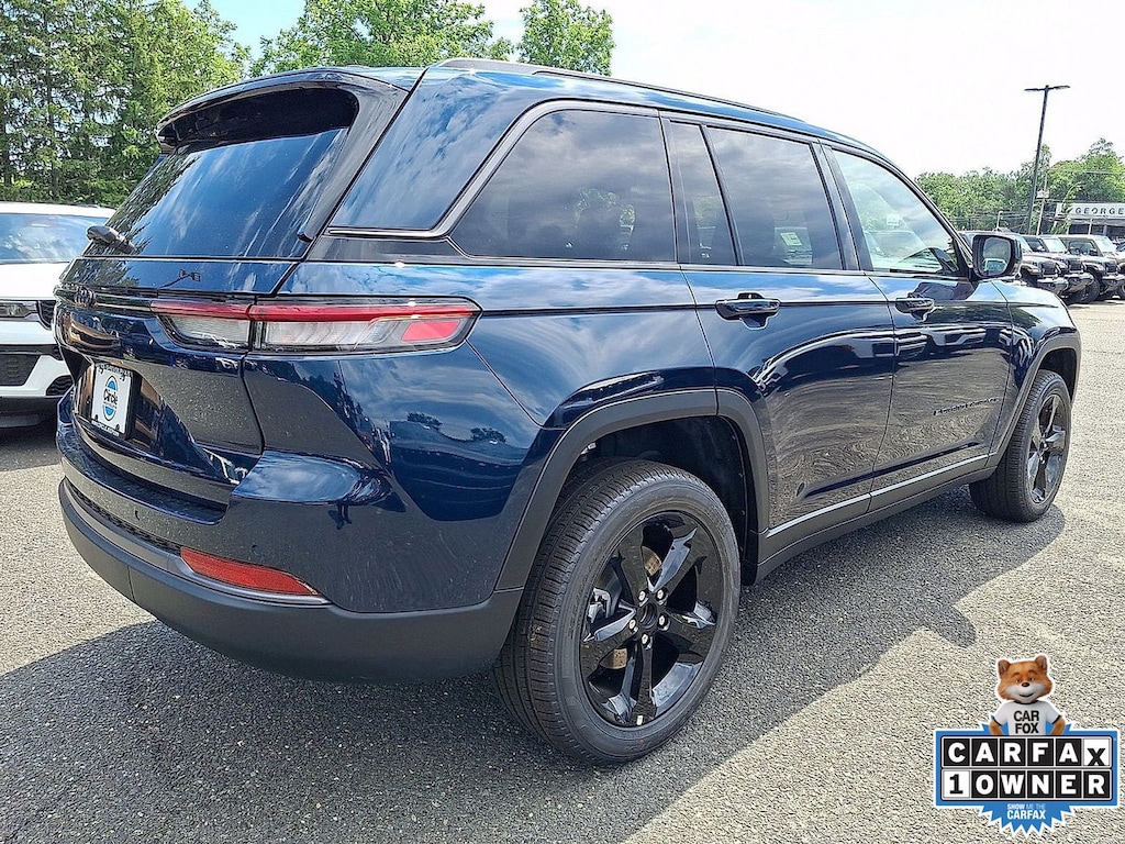 New 2026 Jeep Grand Cherokee LIMITED 4X4 Sport Utility
