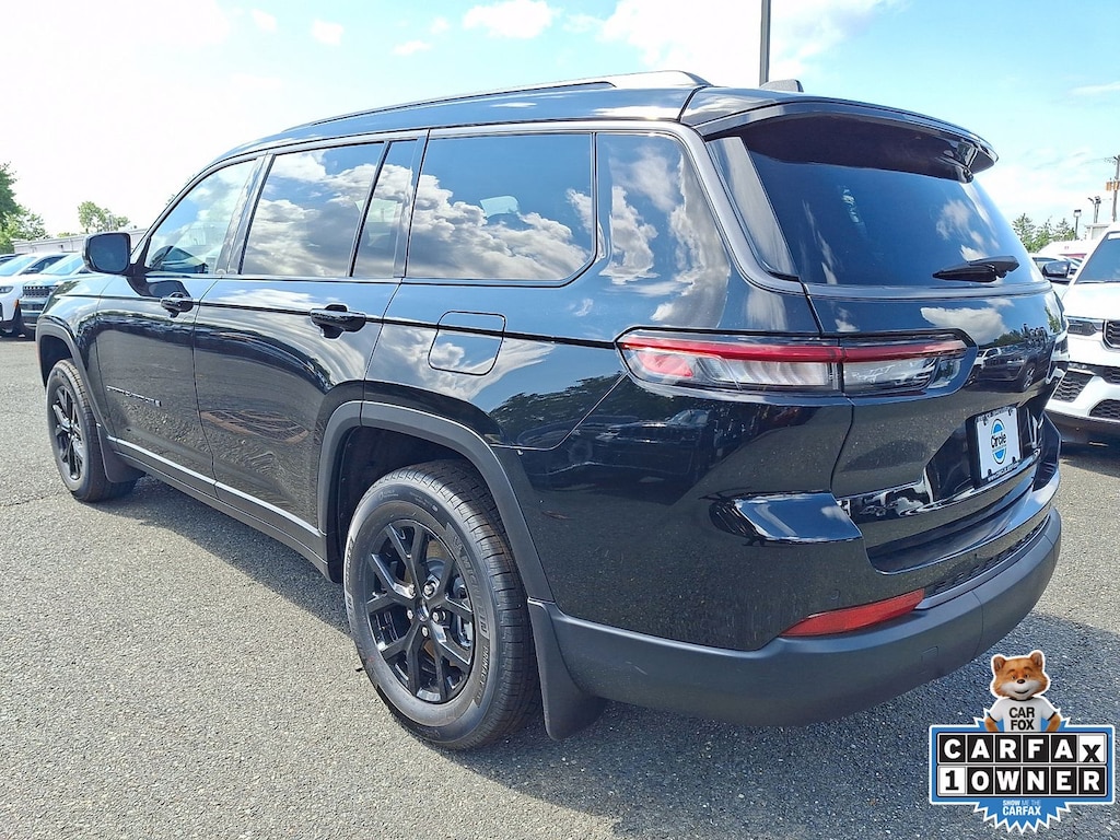 New 2026 Jeep Grand Cherokee L LAREDO ALTITUDE 4X4 Sport Utility