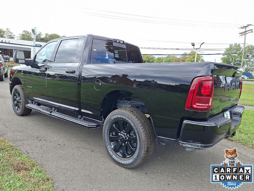 New 2026 Ram 2500 BIG HORN CREW CAB 4X4 6'4 BOX Pickup