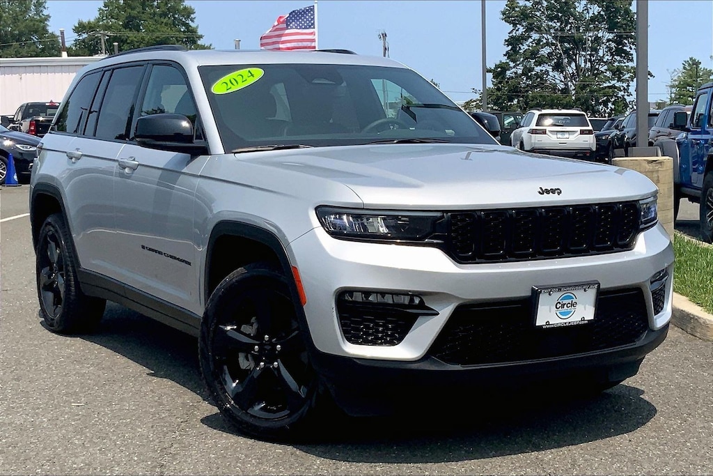 Certified 2024 Jeep Grand Cherokee Limited SUV