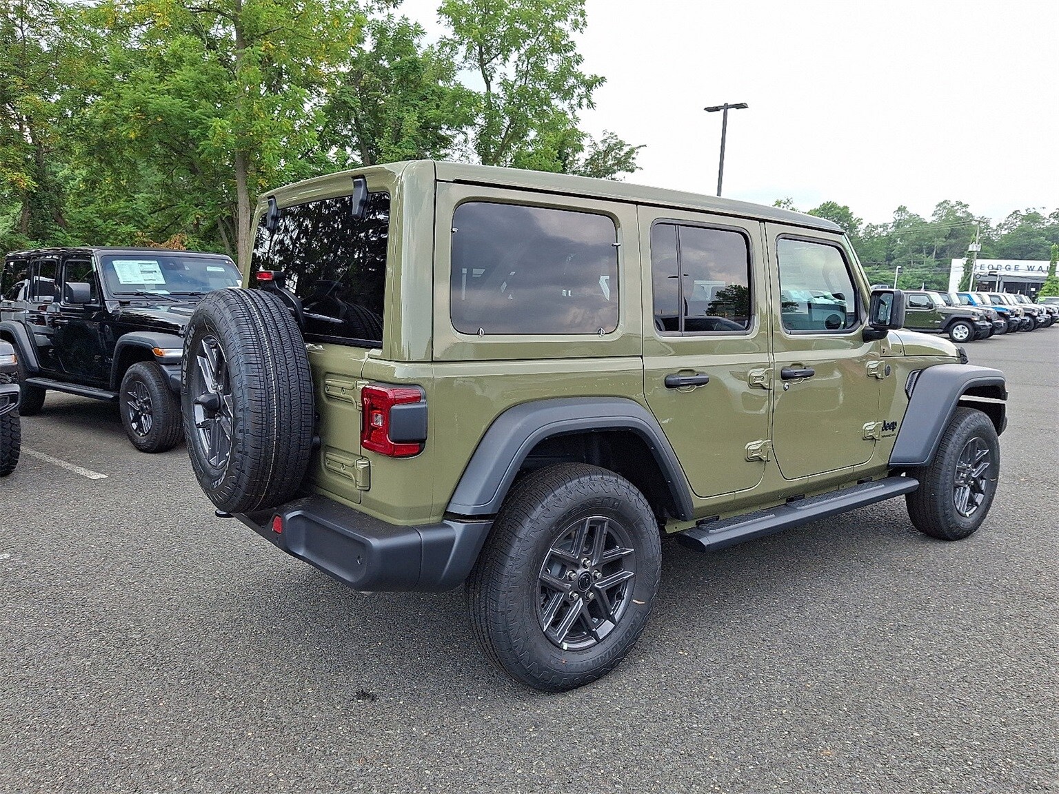 2025 Jeep Wrangler Sport S photo 3