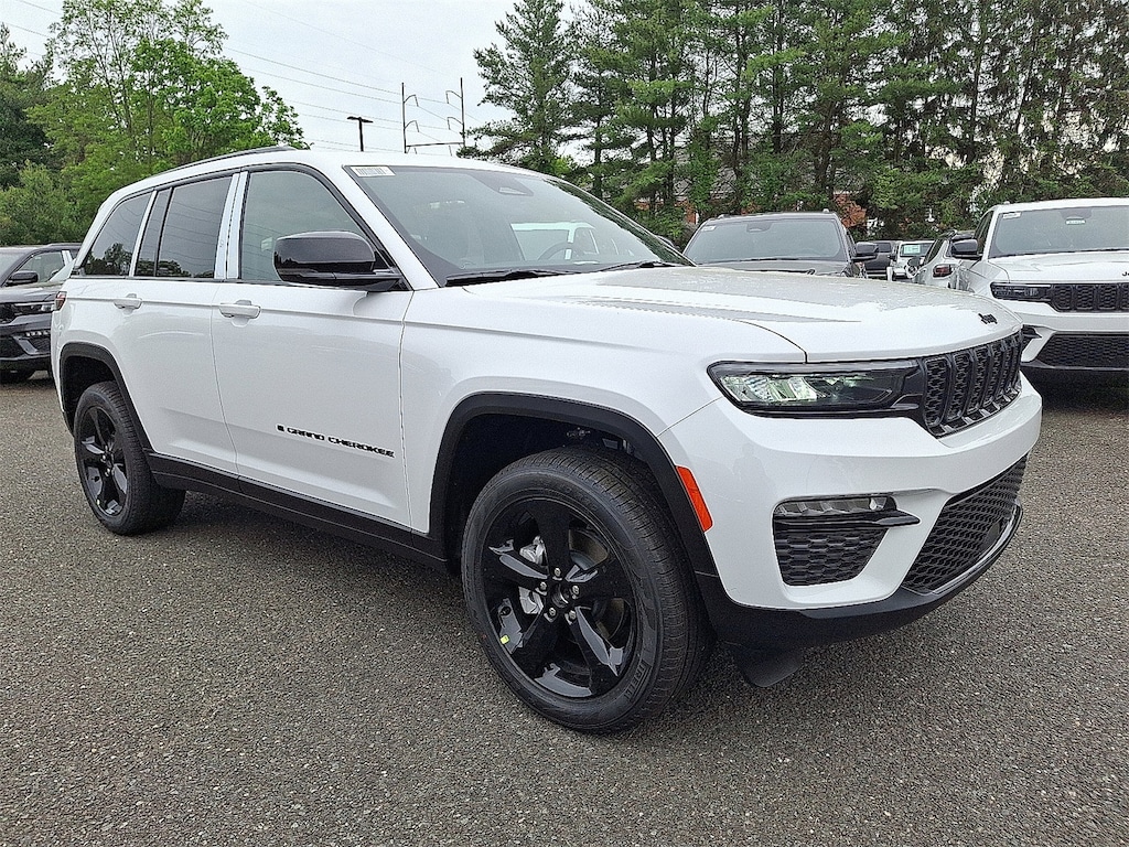 New 2025 Jeep Grand Cherokee LIMITED 4X4 Sport Utility