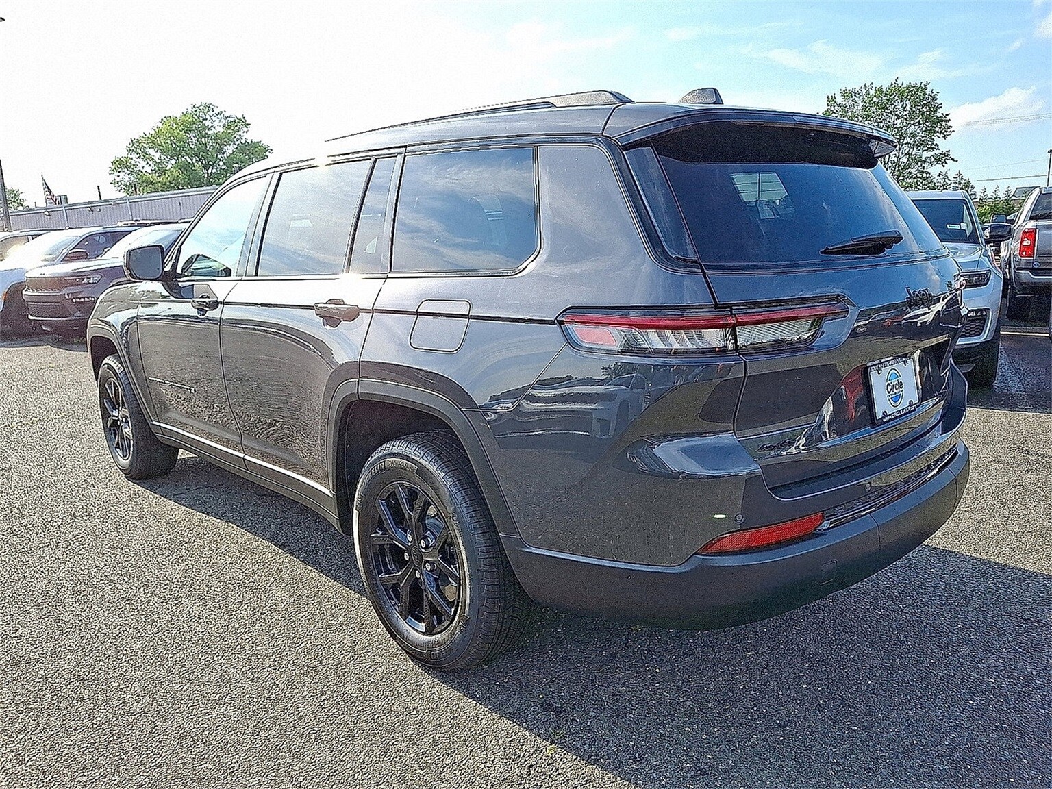 2025 Jeep Grand Cherokee Altitude X photo 4