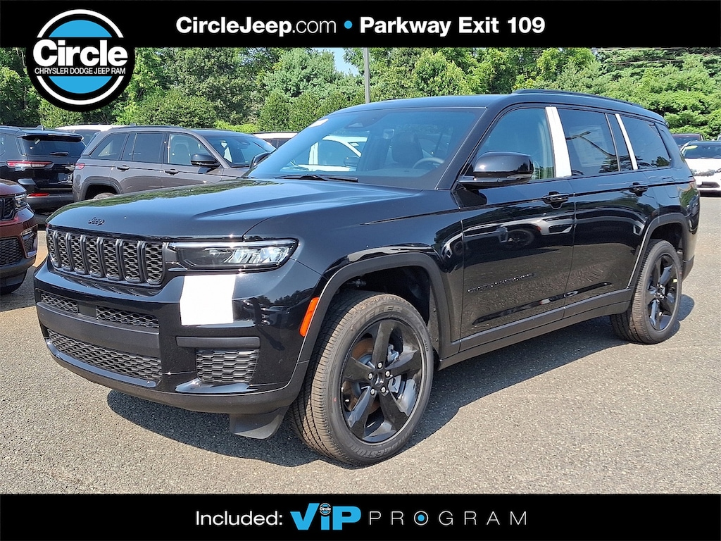 New 2025 Jeep Grand Cherokee L L ALTITUDE X 4X4 Sport Utility