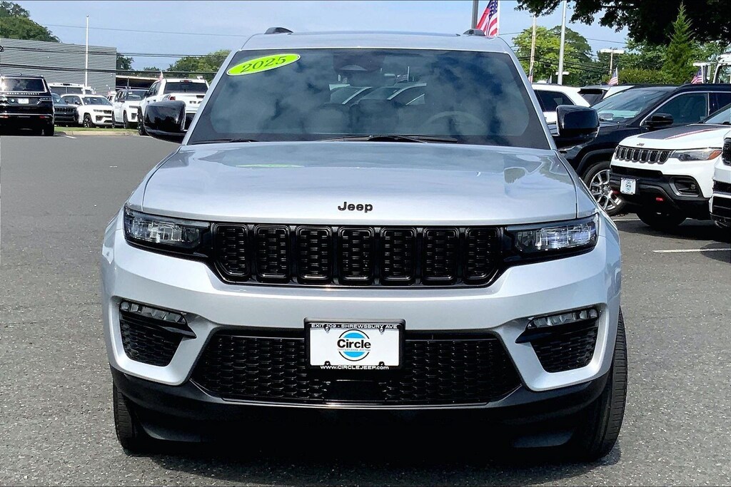 Certified 2025 Jeep Grand Cherokee Limited SUV