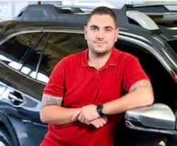 Staff member Phillip Binford from ID_27ea49