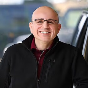 Staff member Fabian Nunez from ID_c84490