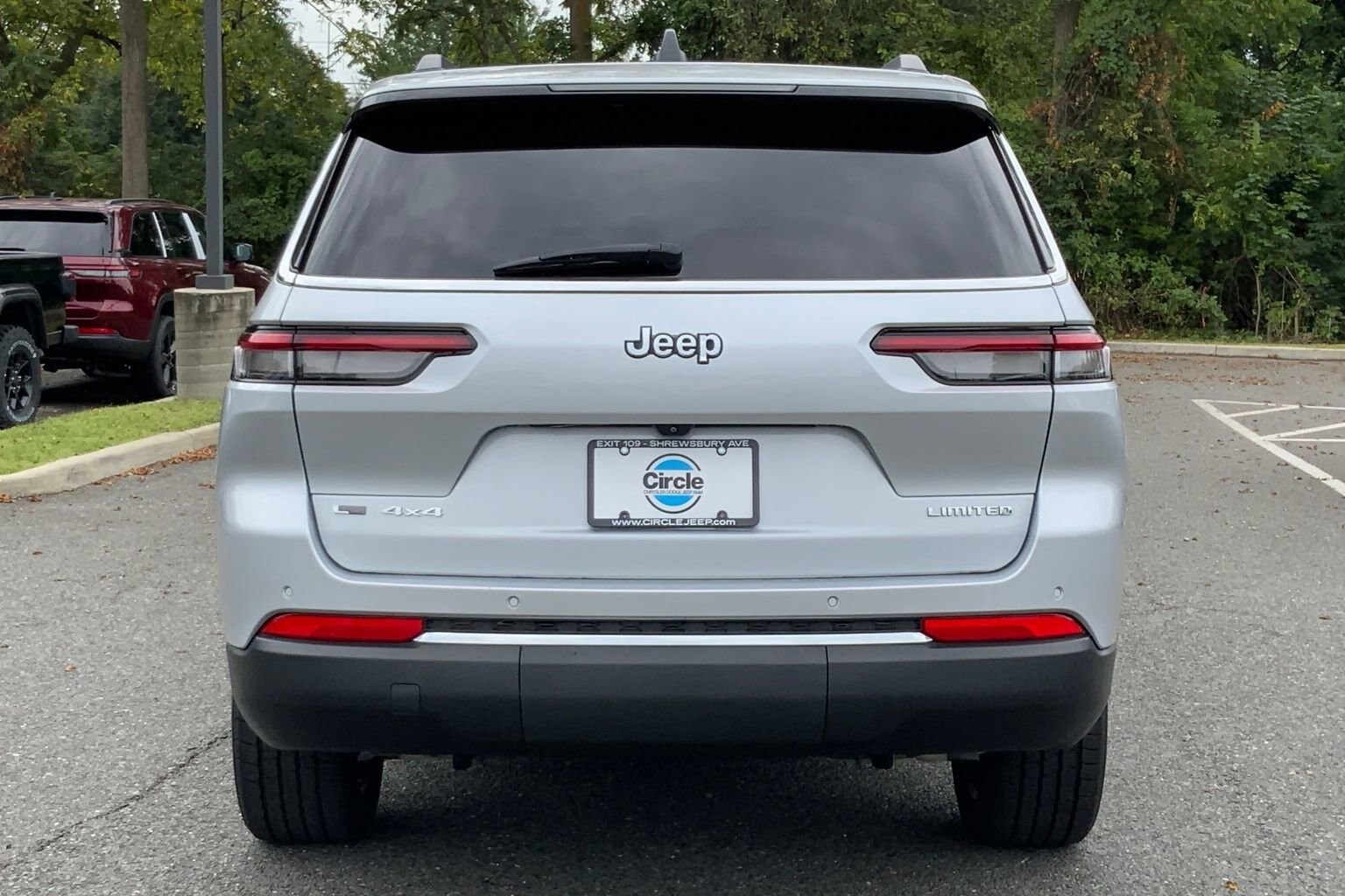 2022 Jeep Grand Cherokee Limited photo 3
