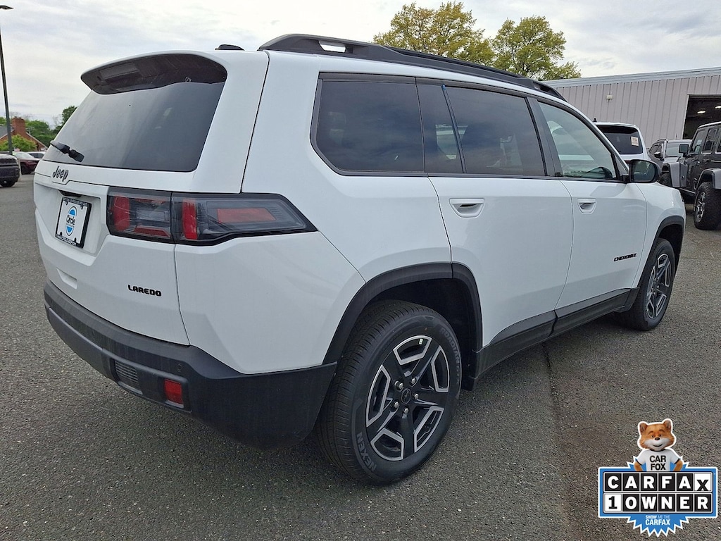 New 2026 Jeep Cherokee LAREDO 4X4 Sport Utility