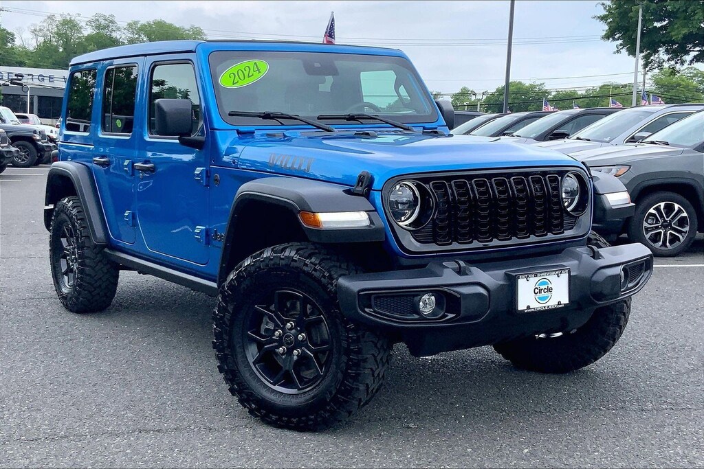 Used 2024 Jeep Wrangler Sport SUV