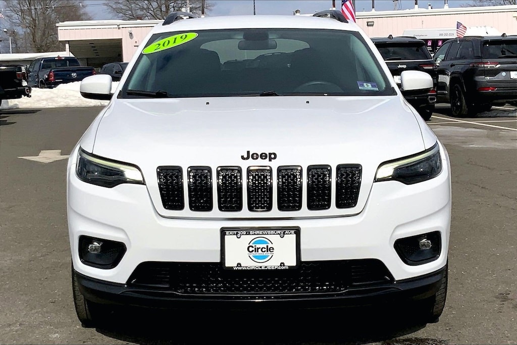 Used 2019 Jeep Cherokee Latitude Plus 4x4 SUV