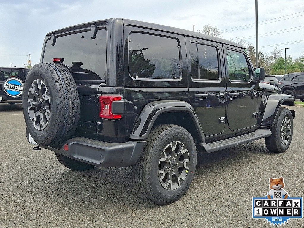 New 2026 Jeep Wrangler 4-DOOR SAHARA Sport Utility