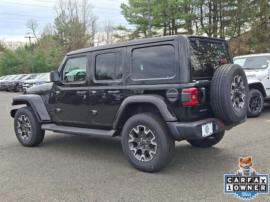 New 2026 Jeep Wrangler 4-DOOR SAHARA Sport Utility