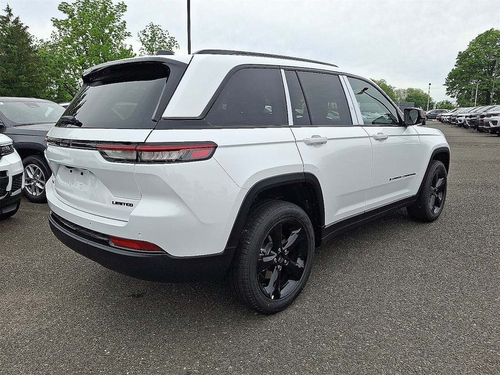 New 2025 Jeep Grand Cherokee LIMITED 4X4 Sport Utility
