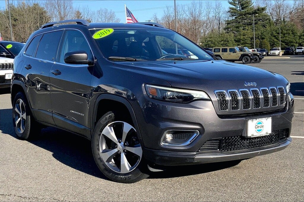 Used 2019 Jeep Cherokee Limited 4x4 SUV