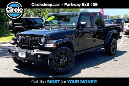 2024 Jeep Gladiator Sport Truck Crew Cab