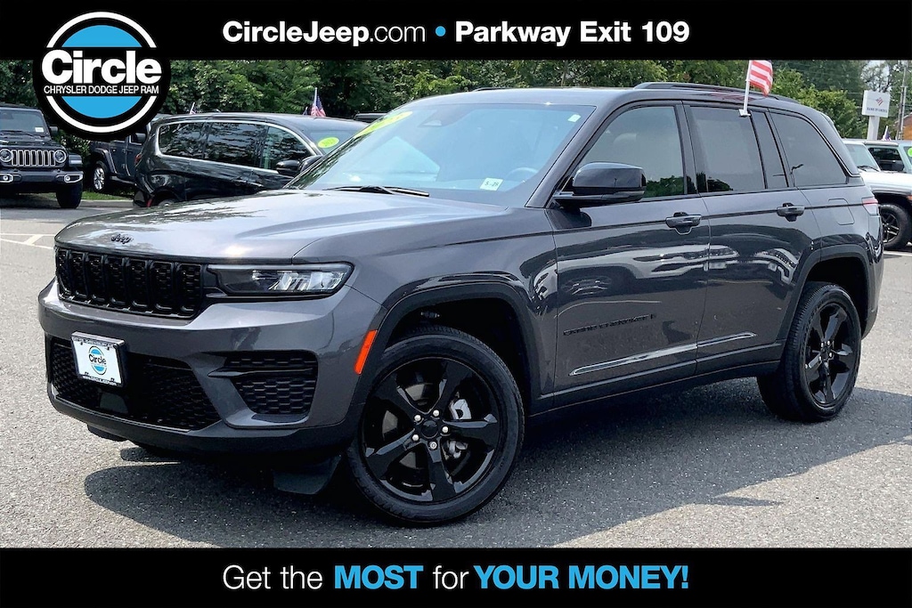 Certified 2023 Jeep Grand Cherokee Laredo SUV