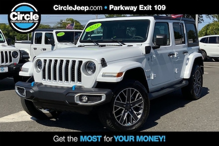 2023 Jeep Wrangler 4xe Sahara SUV