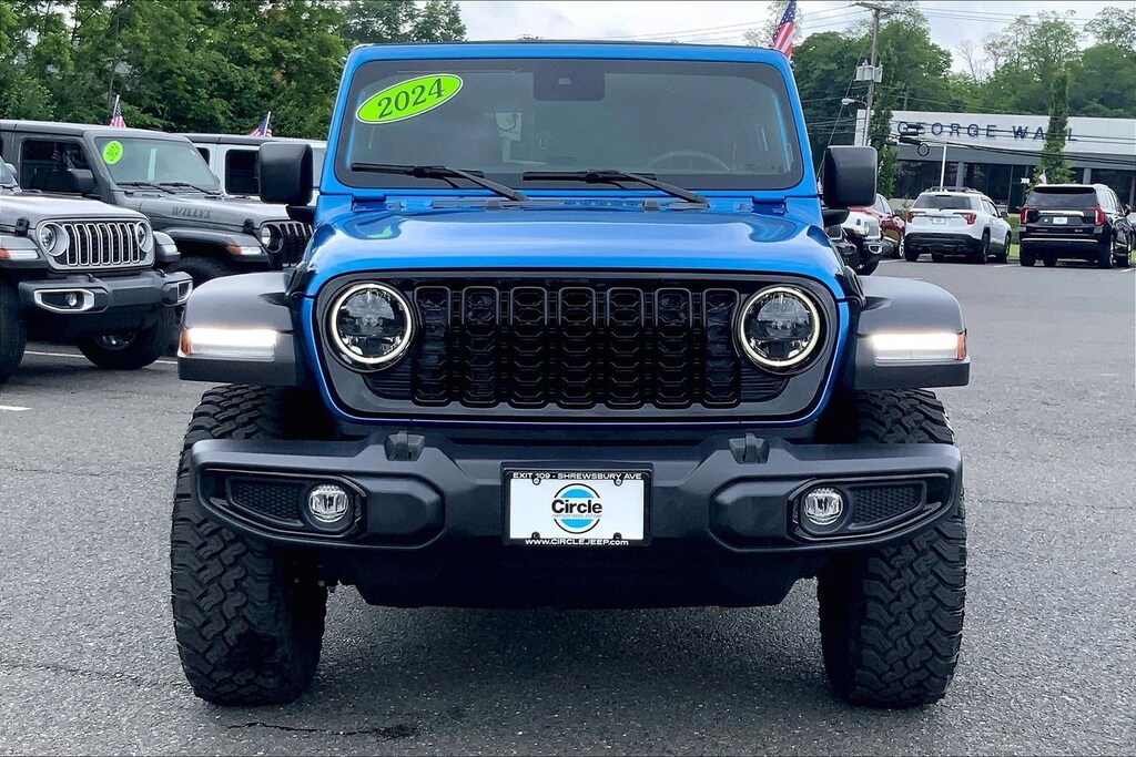 Used 2024 Jeep Wrangler Sport SUV