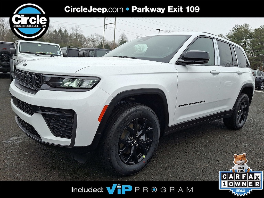 New 2026 Jeep Grand Cherokee LAREDO ALTITUDE 4X4 Sport Utility