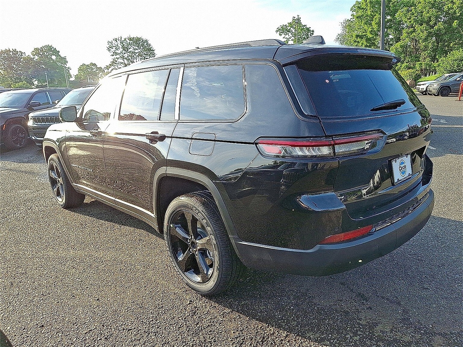 2025 Jeep Grand Cherokee Altitude X photo 3