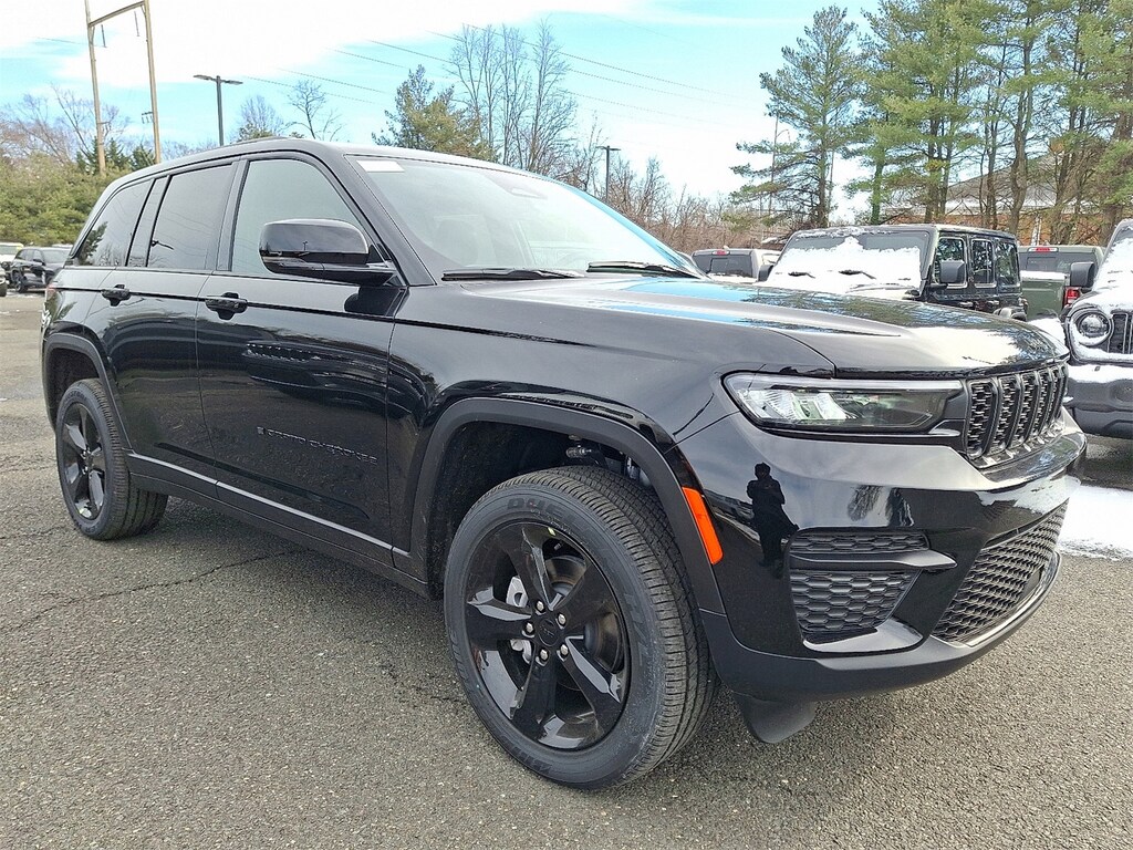 New 2025 Jeep Grand Cherokee ALTITUDE X 4X4 Sport Utility