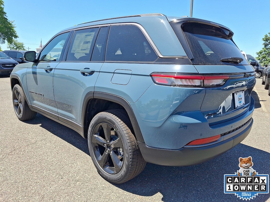 New 2026 Jeep Grand Cherokee LIMITED 4X4 Sport Utility