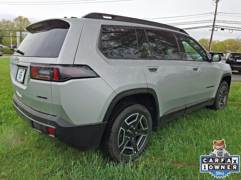 New 2026 Jeep Cherokee LAREDO 4X4 Sport Utility