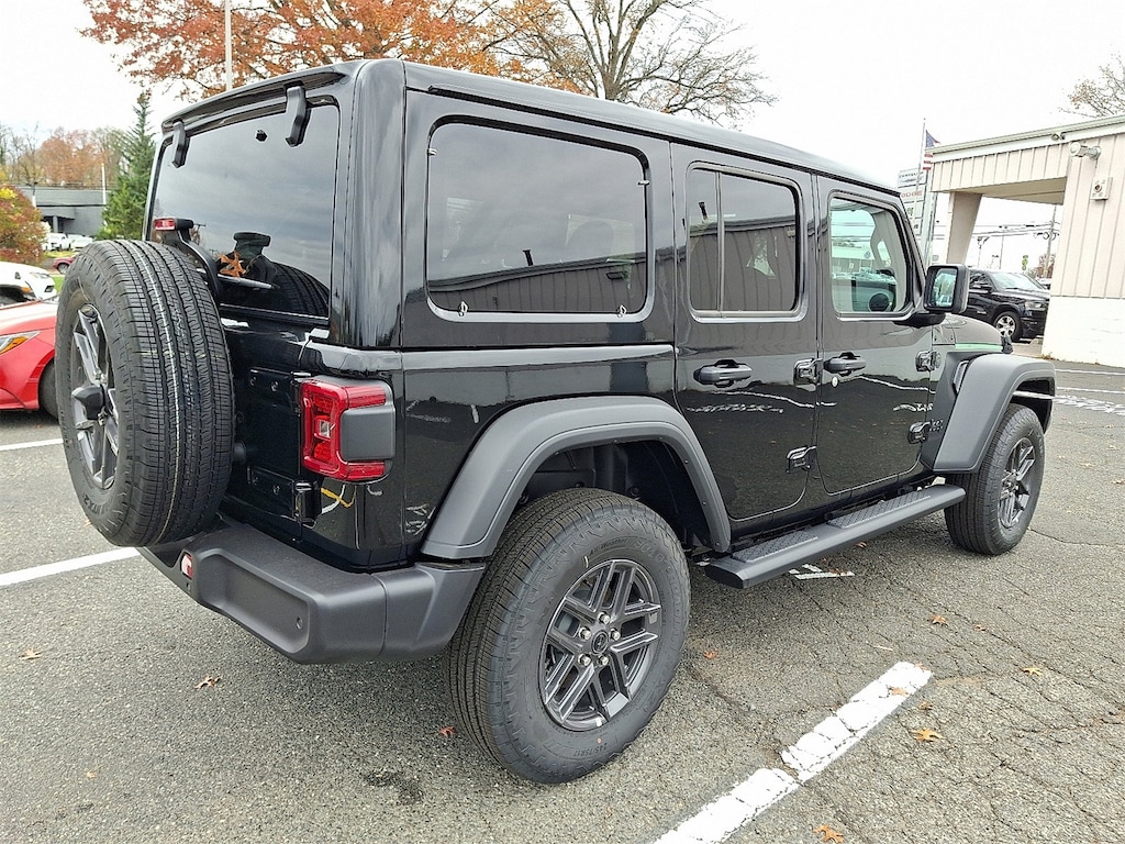 New 2026 Jeep Wrangler 4-DOOR SPORT S Sport Utility