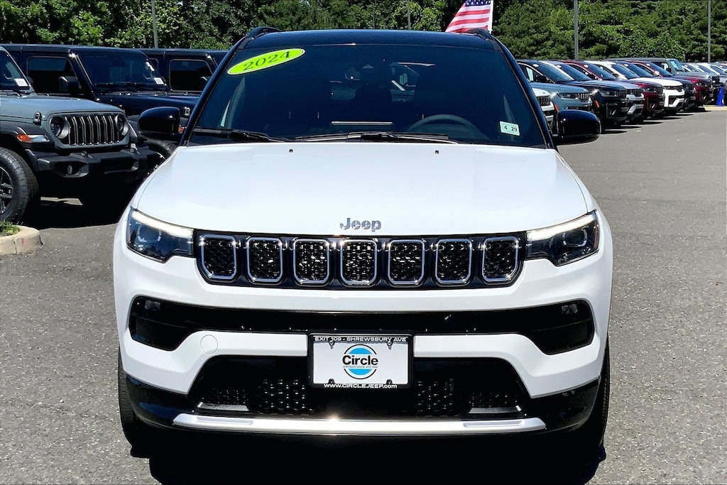Used 2024 Jeep Compass Limited SUV