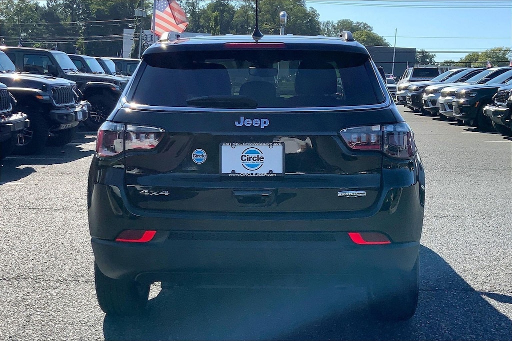 Used 2023 Jeep Compass Latitude SUV