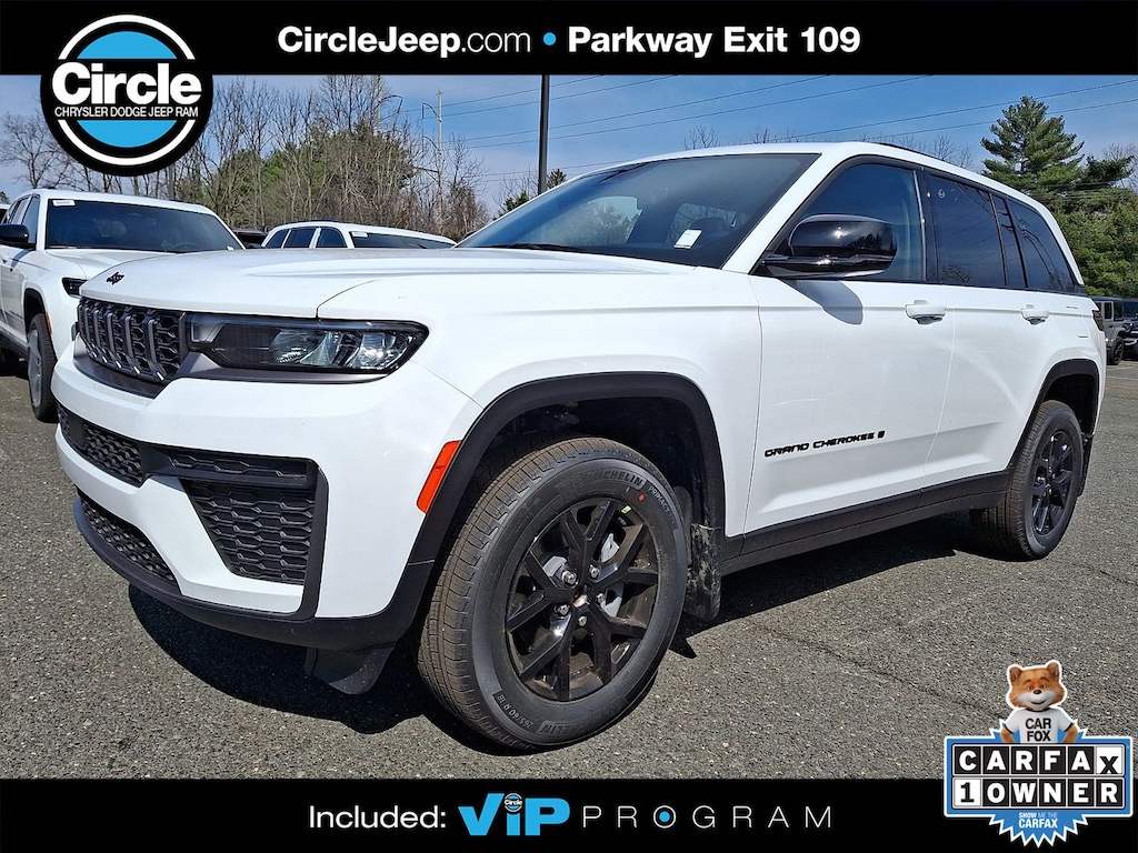 New 2026 Jeep Grand Cherokee LAREDO ALTITUDE 4X4 Sport Utility