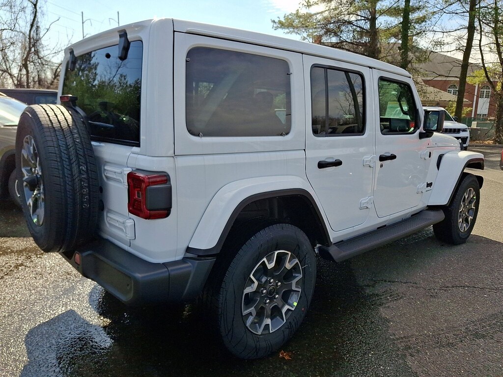 New 2026 Jeep Wrangler 4-DOOR SAHARA Sport Utility