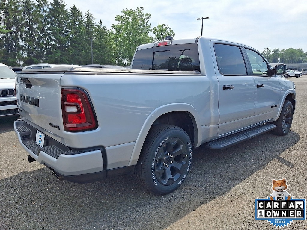 New 2026 Ram 1500 BIG HORN CREW CAB 4X4 5'7 BOX Pickup