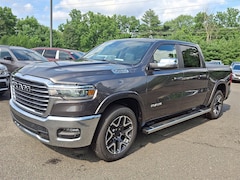 2025 Ram 1500 LARAMIE CREW CAB 4X4 5'7 BOX Pickup