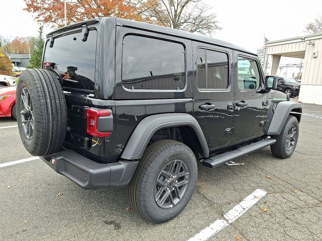 New 2026 Jeep Wrangler 4-DOOR SPORT S Sport Utility