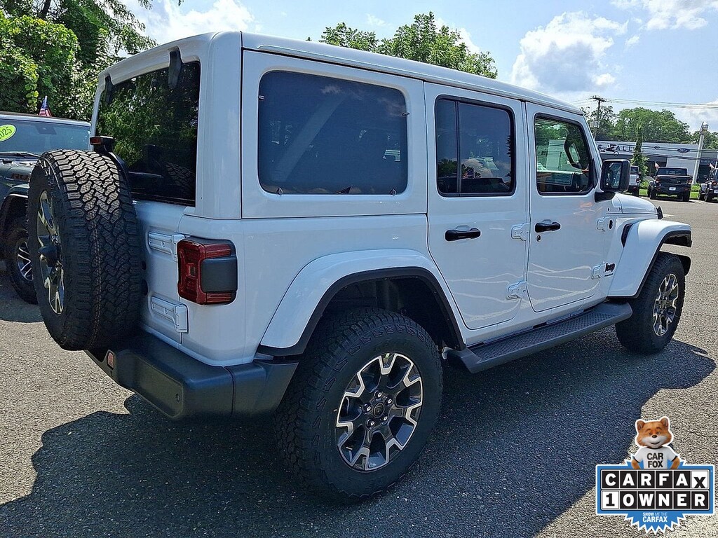 New 2026 Jeep Wrangler 4-DOOR SAHARA Sport Utility