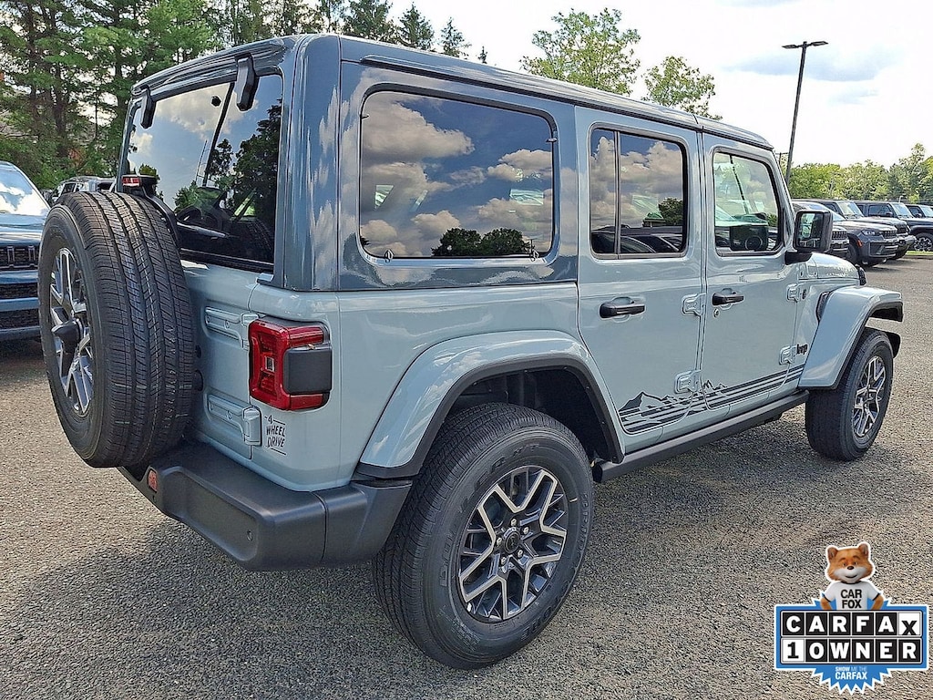 New 2026 Jeep Wrangler 4-DOOR SAHARA Sport Utility