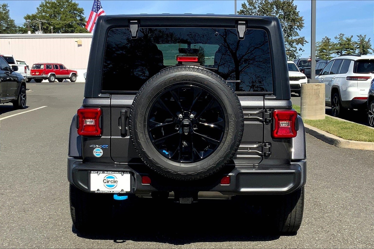 2022 Jeep Wrangler Unlimited 4xe Sahara photo 4