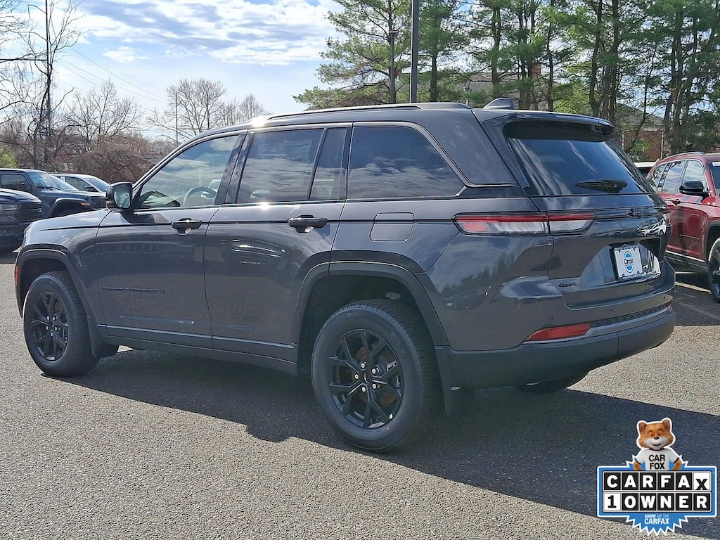 New 2026 Jeep Grand Cherokee LAREDO ALTITUDE 4X4 Sport Utility