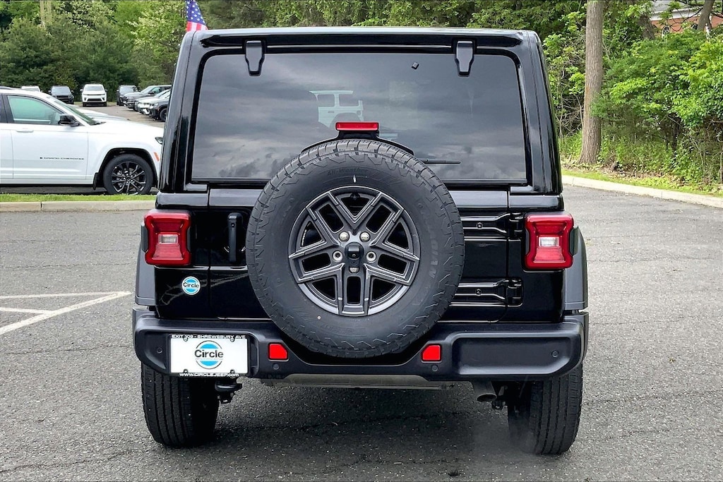 Certified 2024 Jeep Wrangler Sport SUV