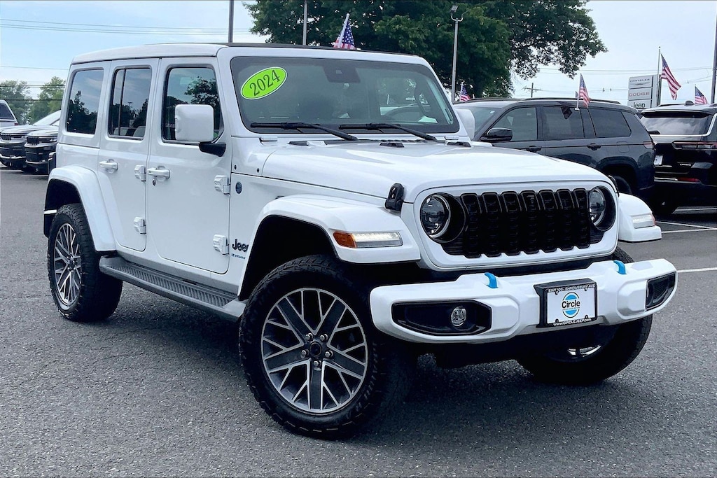 Used 2024 Jeep Wrangler 4xe High Altitude SUV