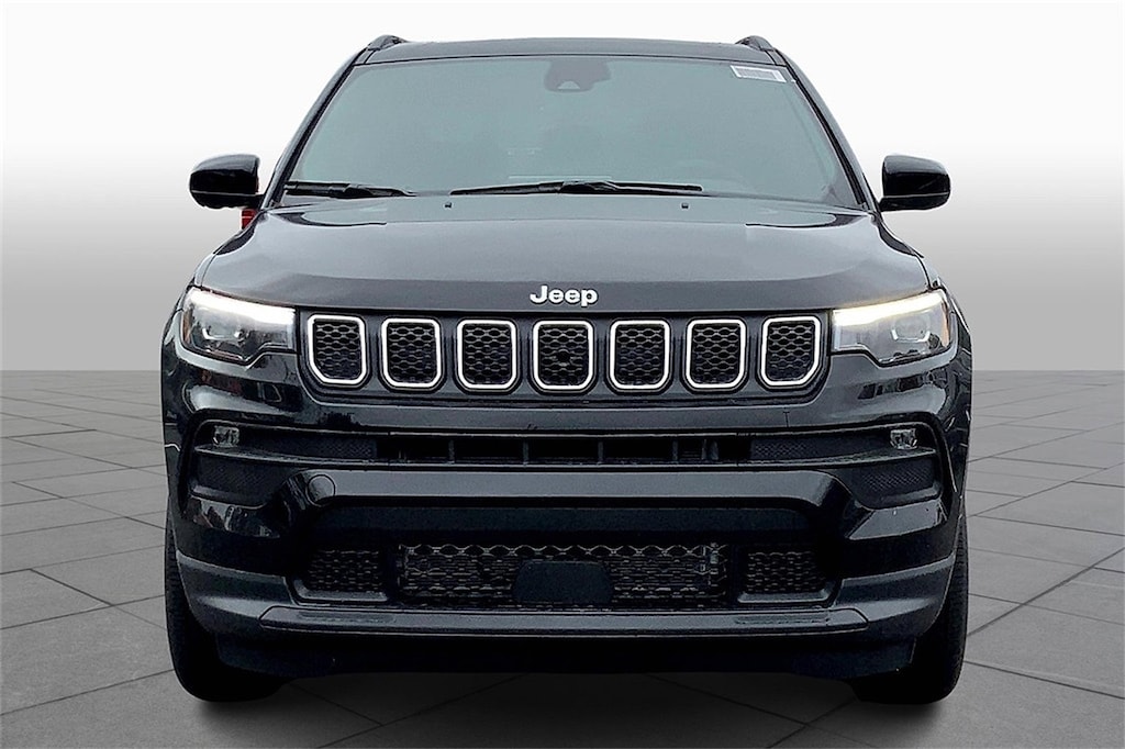 Used 2023 Jeep Compass Latitude Lux SUV